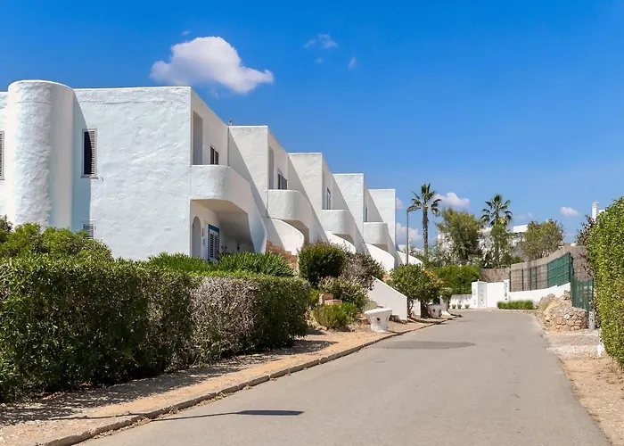 Fabulous Apartment In Beautiful Quinta Do Paraiso